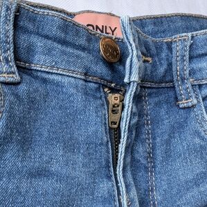 High Waist Cropped Jeans. Sz 26